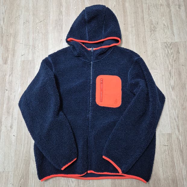 유니클로 JW앤더슨 콜라보 뽀글이 후드 후리스 자켓 L(100)