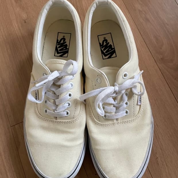 반스 에라 클래식 화이트 (Vans Era Classic White)