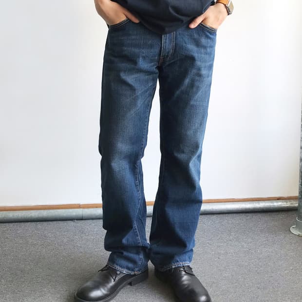 Levi's