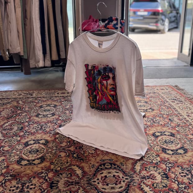 빈티지 그래픽 반팔 L (678)