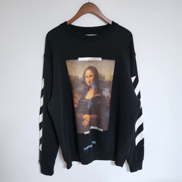 [L] 오프화이트 블랙 모나리자 맨투맨 OMBA003S18003012