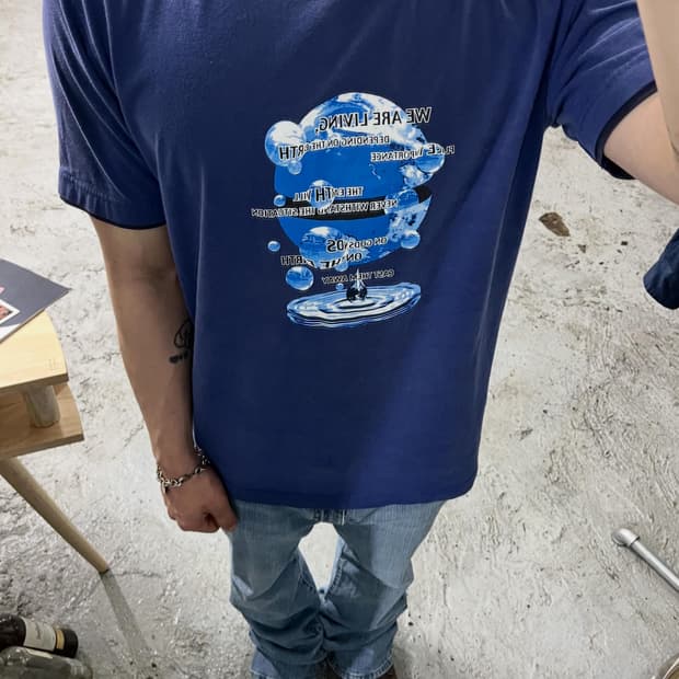 unknown layered tee