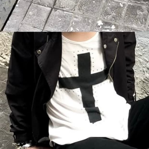 크로스 티셔츠 구해요 cross t shirt