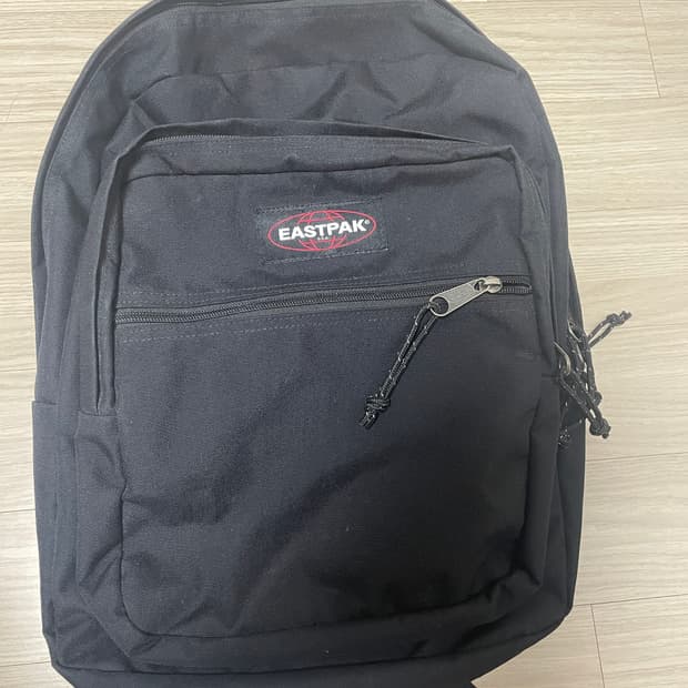 이스트팩 백팩