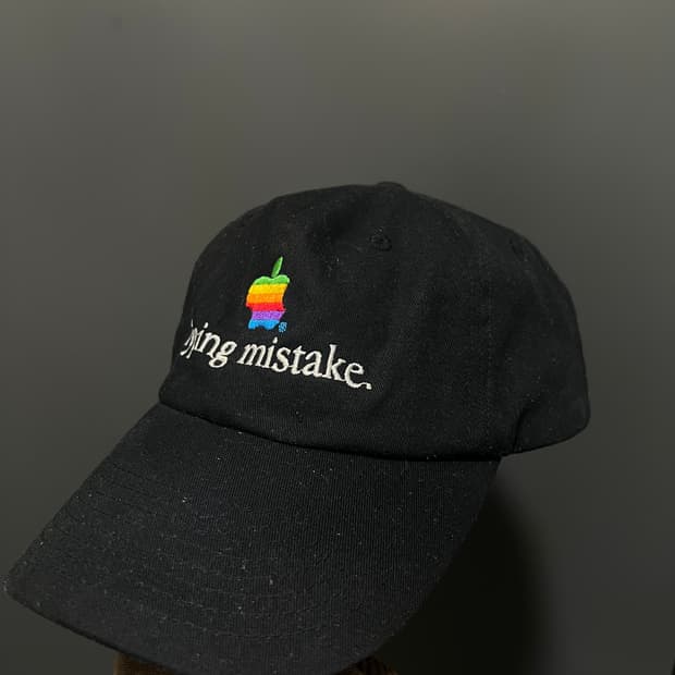 typing mistake apple 볼캡