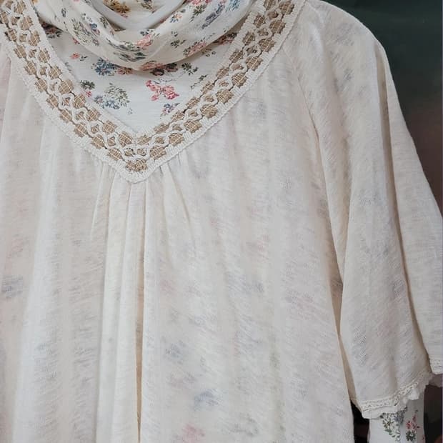 [착용샷o] 빈티지 레이어드 반팔니트 하구미룩 모리걸룩