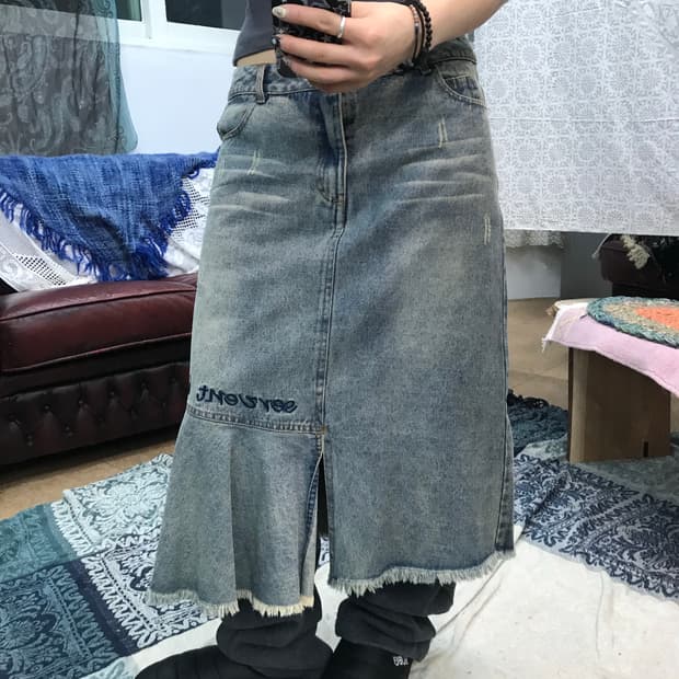 여성 빈티지 디테일 데님스커트 