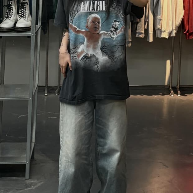 빈티지 너바나 아트워크 그래픽 블랙 반팔 A3776