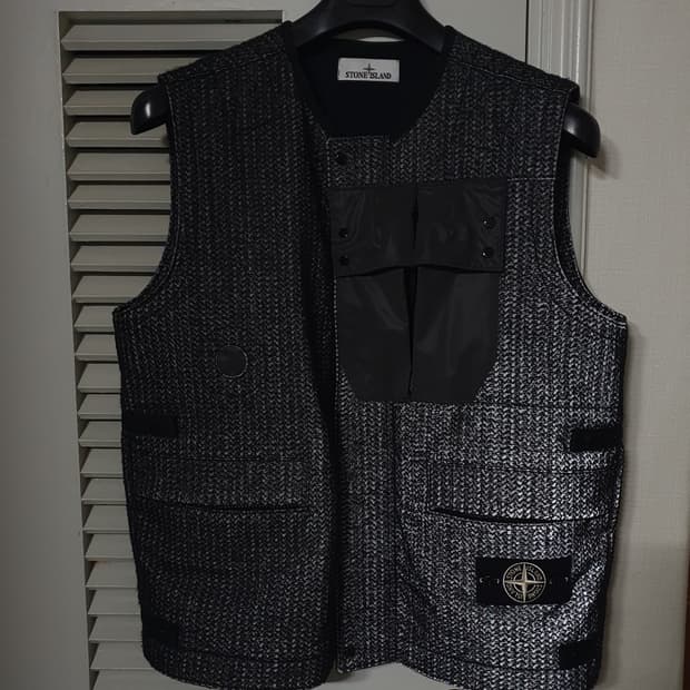 스톤아일랜드 니들펀치 리플렉티브 베스트XL