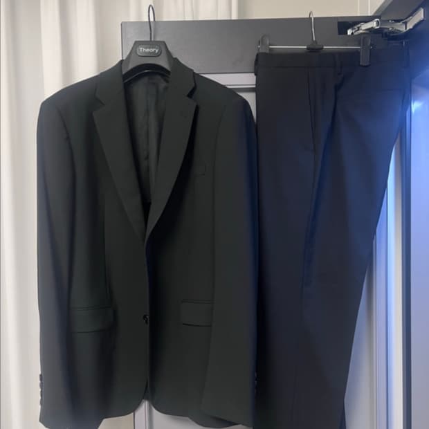 띠어리 뉴테일러2 블랙 셋업 정장 수트 세트 40,31