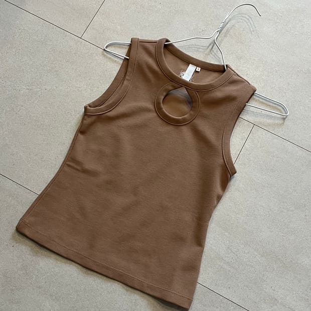 기준 슬리브리스