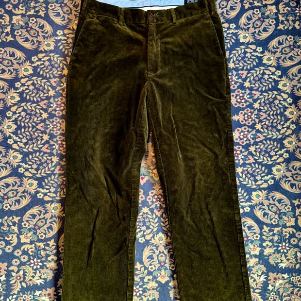 폴로 클래식핏 올리브 코듀로이 팬츠