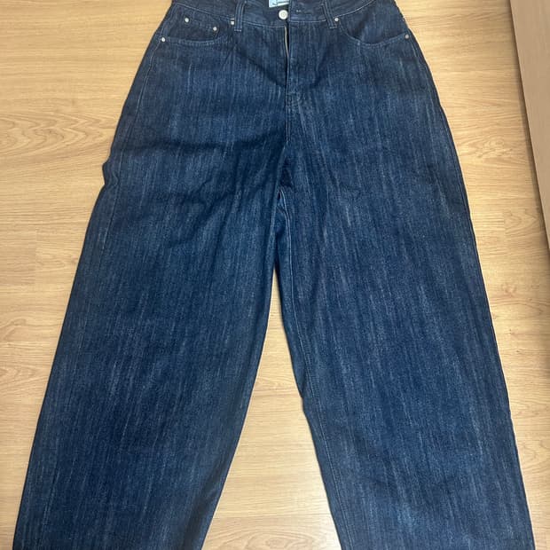 필루미네이트 청바지