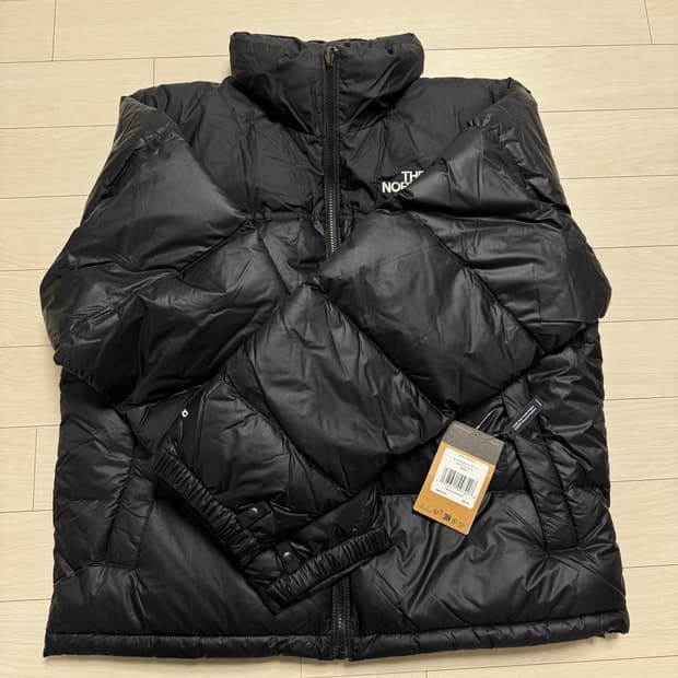 노스페이스 1996 레트로 눕시 다운 L 해외판 새상품 팔아요.