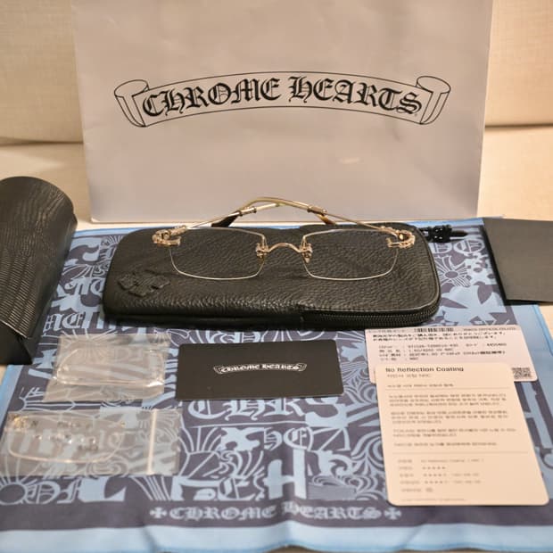 크롬하츠 필스3 금테+토카이NRC렌즈(제니·리사·태양 착용)