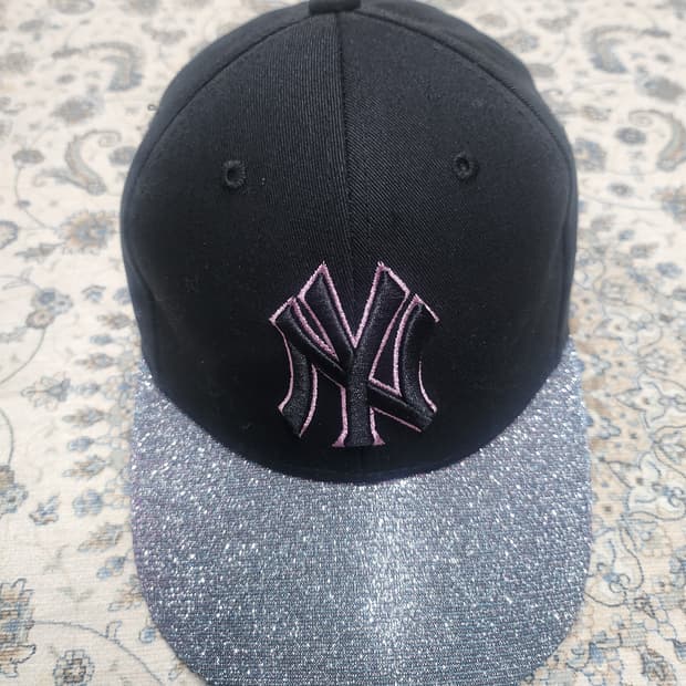 MLB 뉴욕양키스 글리터 볼캡