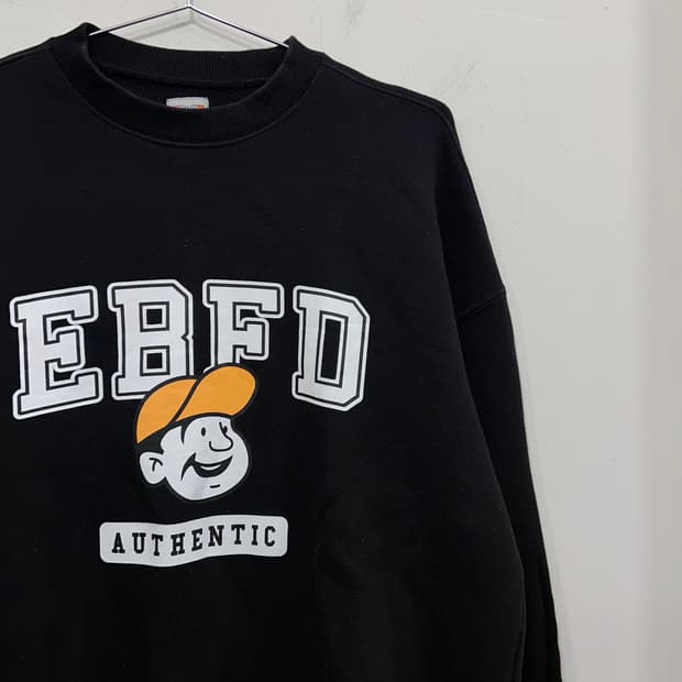 이벳필드 빅로고 오버핏 헤비코튼 맨투맨