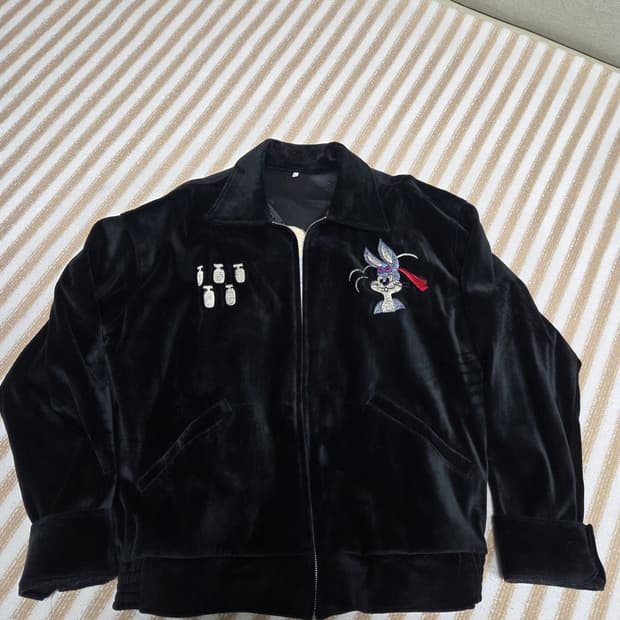 자수 벨벳 수베니어 자켓 (블랙)