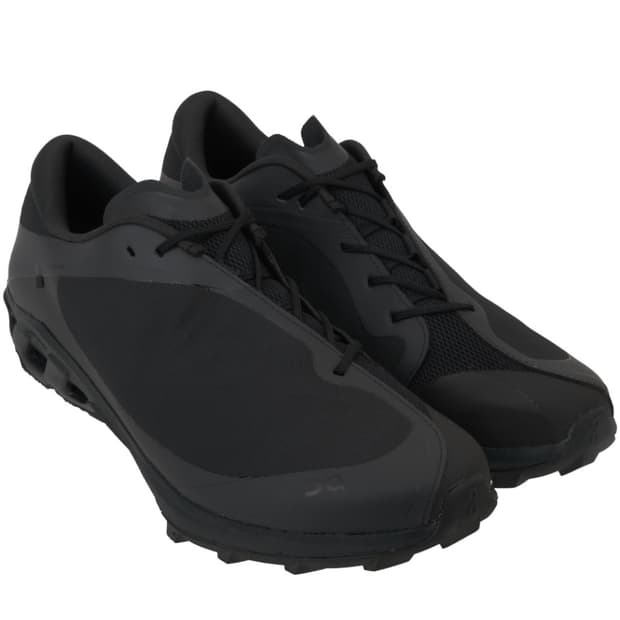 온 러닝 x 포스트 아카이브 팩션 (파프) 클라우드벤쳐 피크 올 블랙