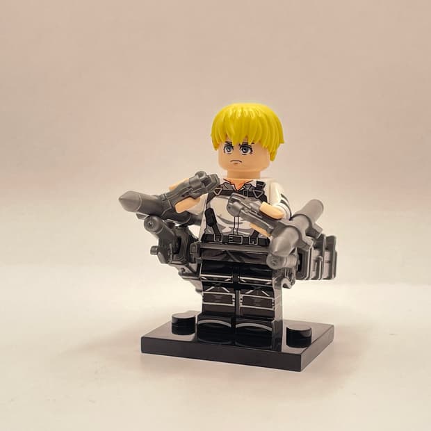 진격의 거인 피규어 아르민 아를레르트(배송비 포함 가격)