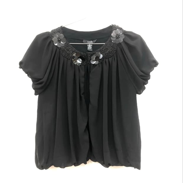 black puff sleeve bubble hem cardigan