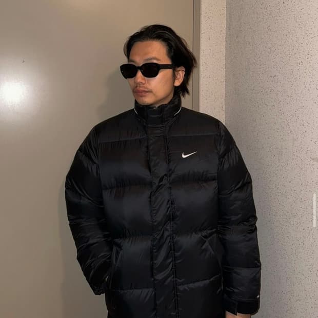 이동휘 나이키 패딩 L (써나이키 라이프 써마핏 아시아)