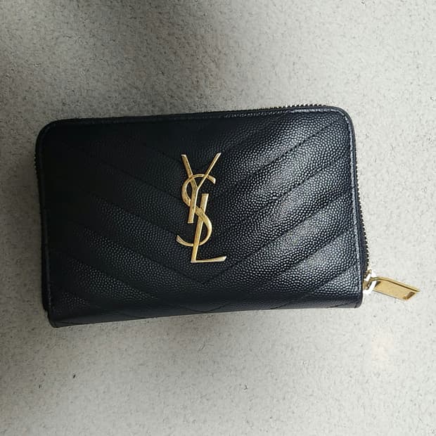 [os/정품] 생로랑 지퍼돌이 중지갑