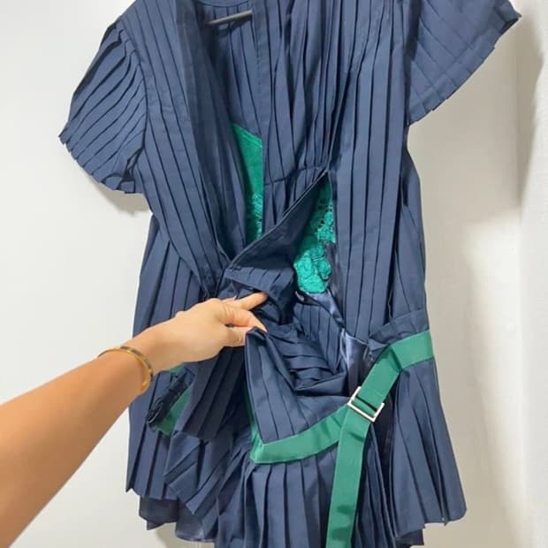 사카이 플리츠 탑