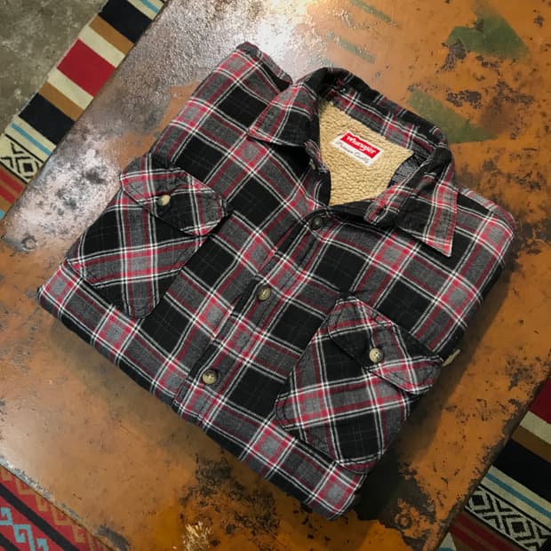 랭글러 블렉 레드 체크 셰르파 자켓 남성 110 