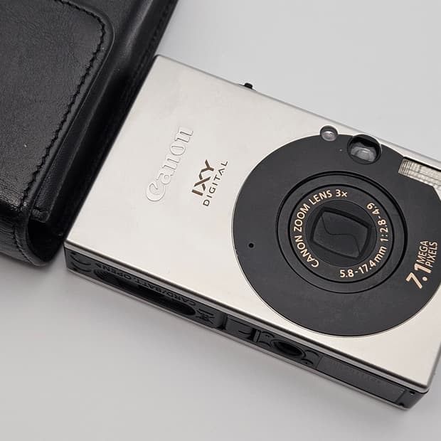 캐논 ixy10 디카 (익서스70 내수모델)