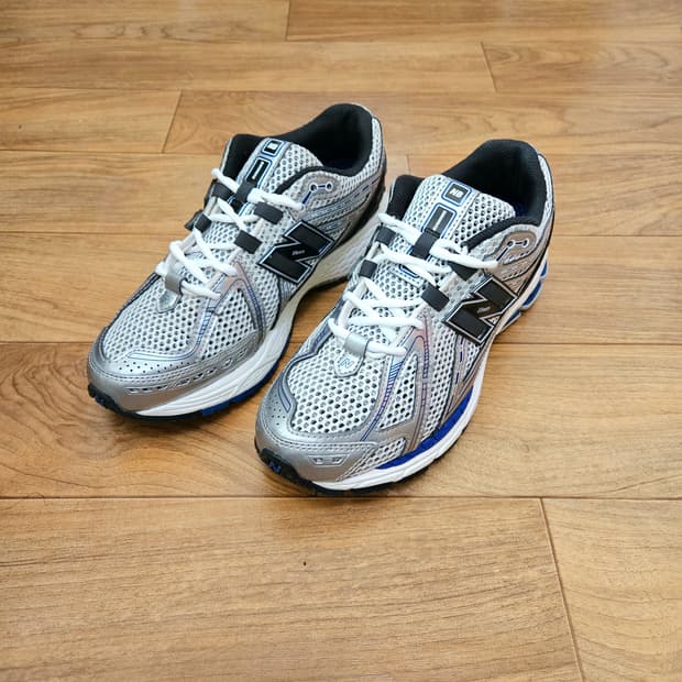 뉴발란스 1906R 240