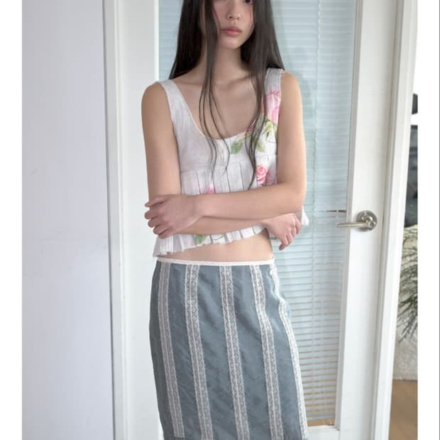 오버듀플레어 레이스 핀턱 미디 스커트 s