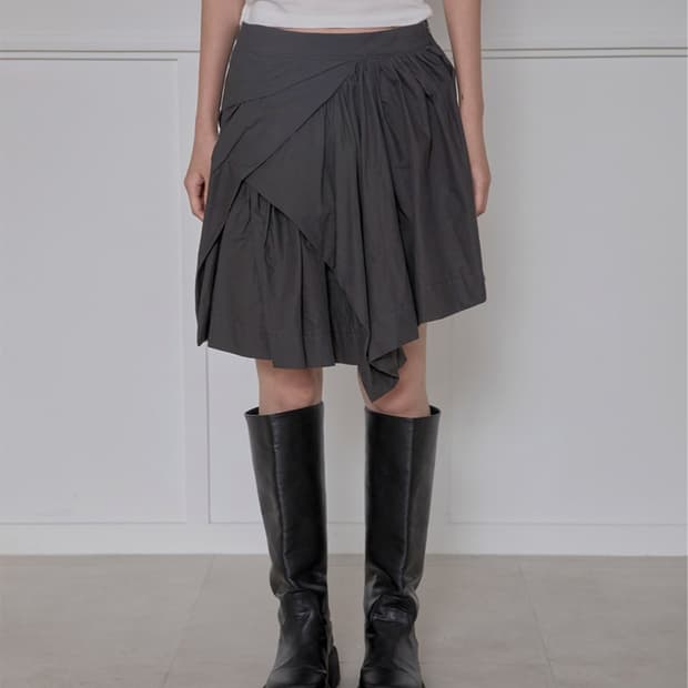 플레어업 Asymmetrical Draped Layered Skirt