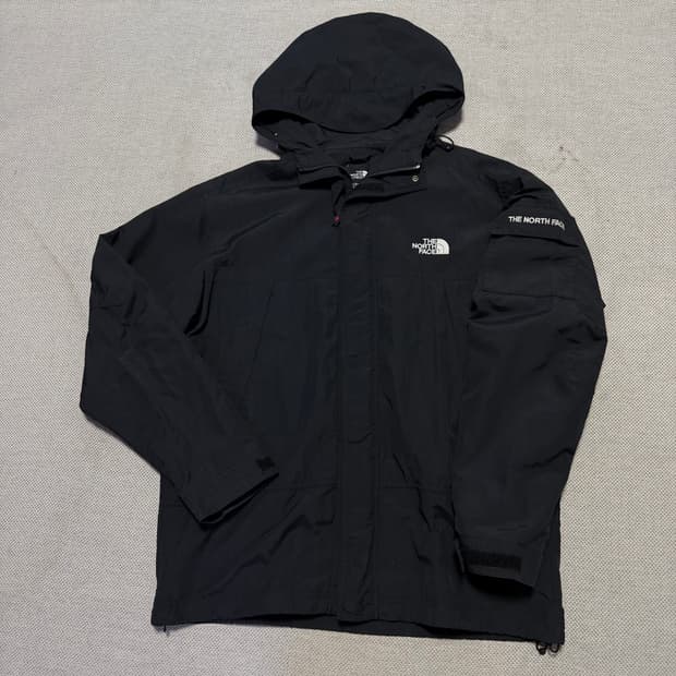 노스페이스 사이드포켓 나일론 바람막이