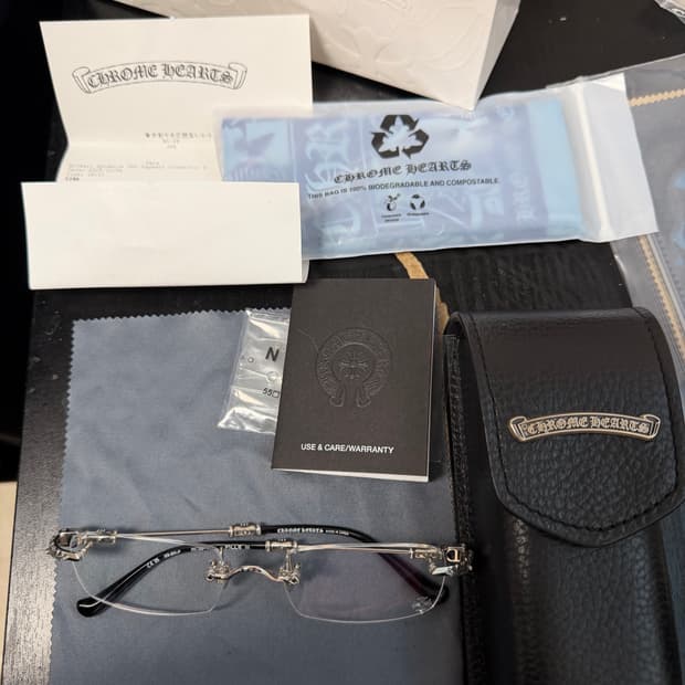 크롬하츠 필스3 샤이닝 실버 (12/7 구매)