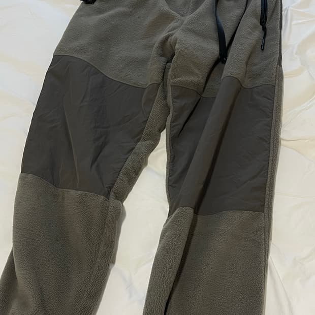 [1] AW23 모이프 플리스 하이커팬츠 올리브 그레이