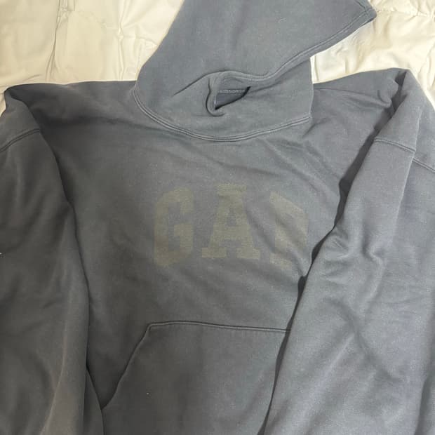 이지 갭 엔지니어드 바이 발렌시아가 도브 후드 블랙 라지