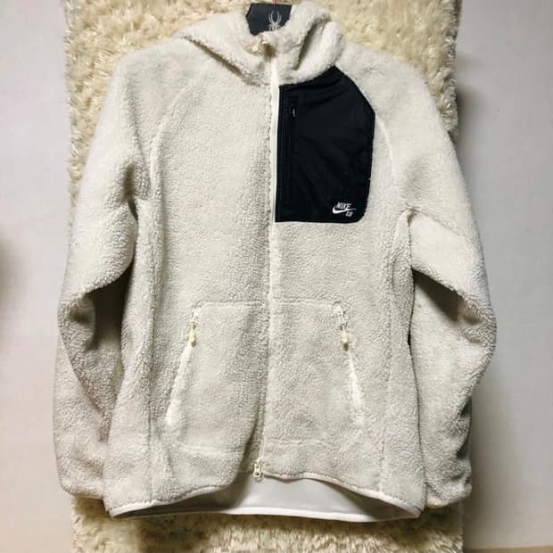 나이키 후리스 뽀글이 잠바 105 자켓 바람막이