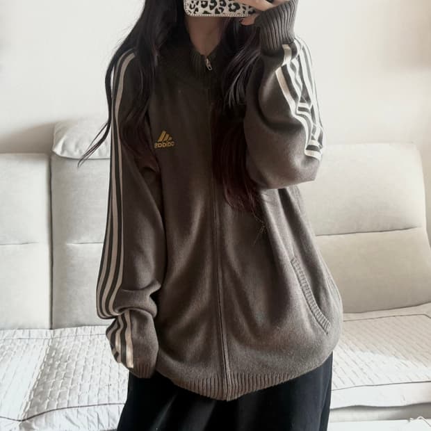 아디다스 일본 카키 니트집업