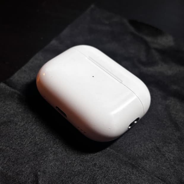 에어팟 프로2 라이트닝 충전 케이스