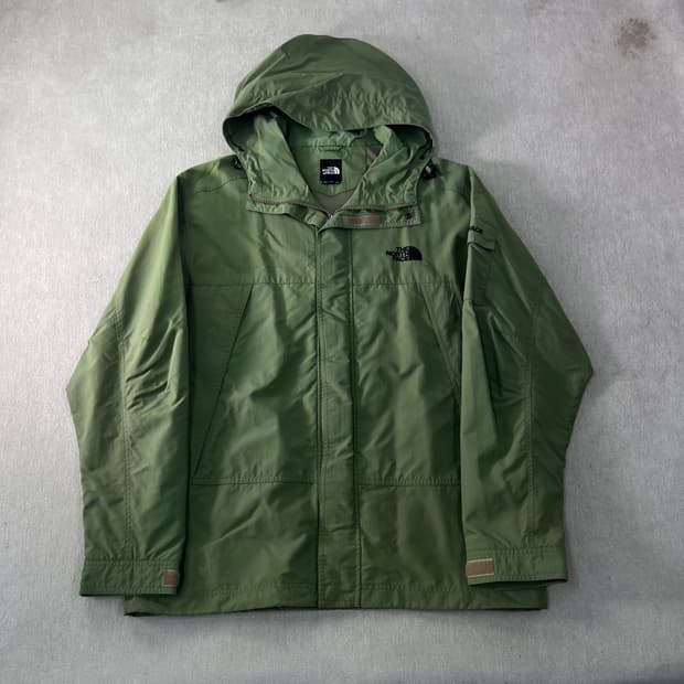 100 노스페이스 카키 사이드라인 바람막이