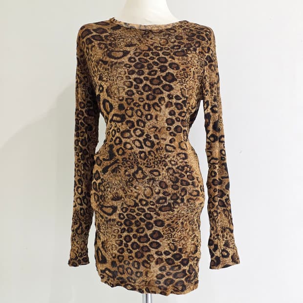 레오파드 호피 글리터 오네갸루st 롱슬리브 블라우스