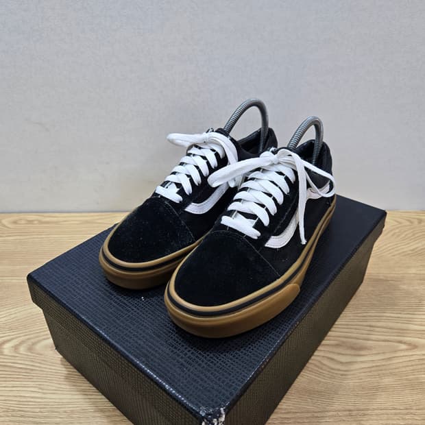 235 반스 올드스쿨 검솔 블랙