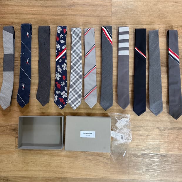[F] 톰브라운 넥타이 사선 삼선 시그니쳐 바 타이 (매장판 포함)