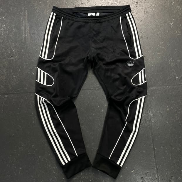 105 아디다스 플레임스트라이크 팬츠
