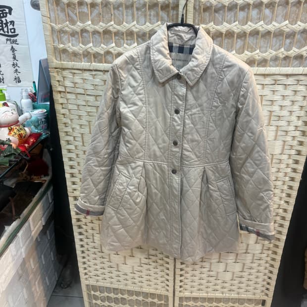 12y 정품 버버리 누빔자켓 팝니다