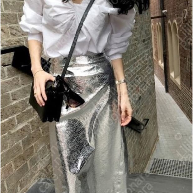 드래곤블루스 실버 뱀피 미디 스커트 xs