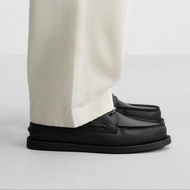 새제품270) 자라  가죽 데크 슈즈 로퍼 구두