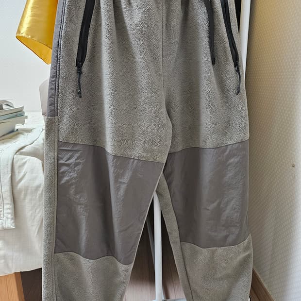 모이프 하이커 팬츠 1사이즈 올리브그레이