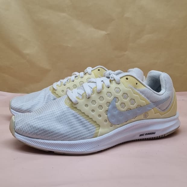 나이키 다운쉬프터7 여성운동화235